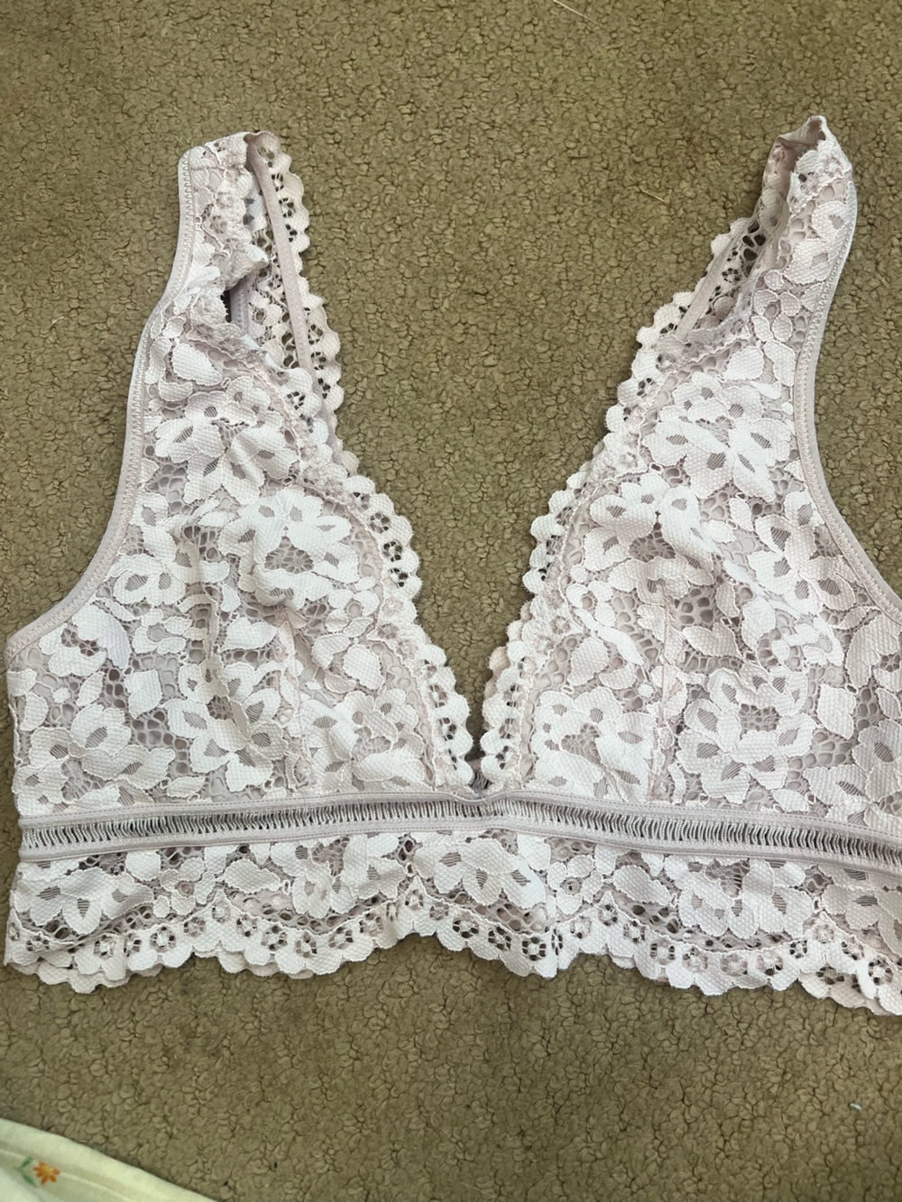 Victoria's Secret Lace Bralette in Light Blush